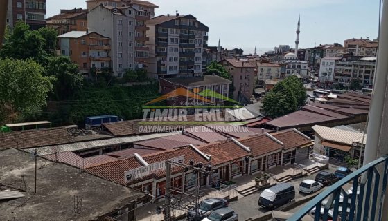 TİMUR EMLAKTAN ÇARŞI İÇİNDE 3+1 SATILIK DAİRE